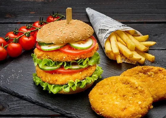 [101009] 101009 Chicken Burger  in Crunchy Coating